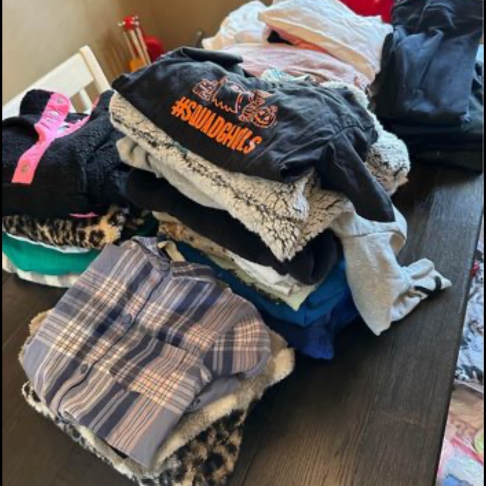 TONS of size 7/8 girls clothes!